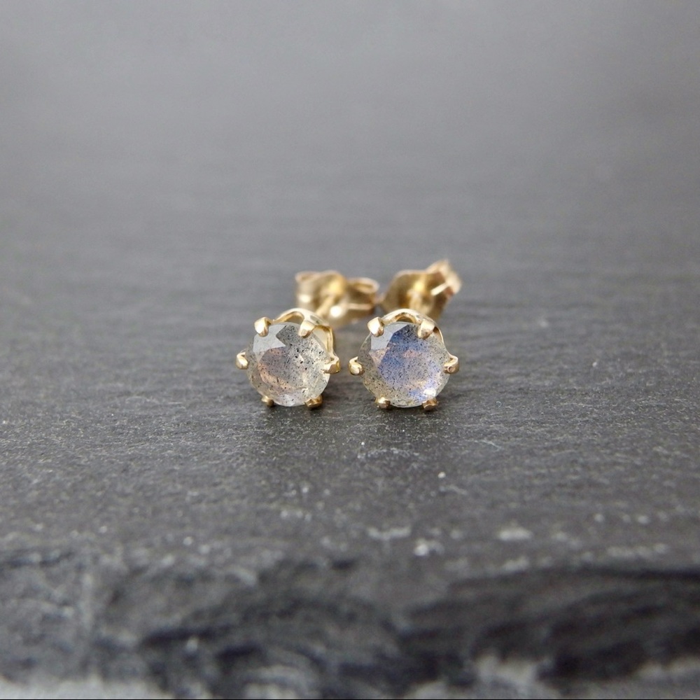 5mm labradorite stud earrings 14k GF - Picture 6 of 11